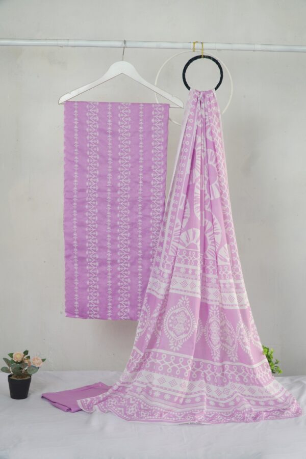3 piece Lawn Embroidered shirt with digital printed dubatta